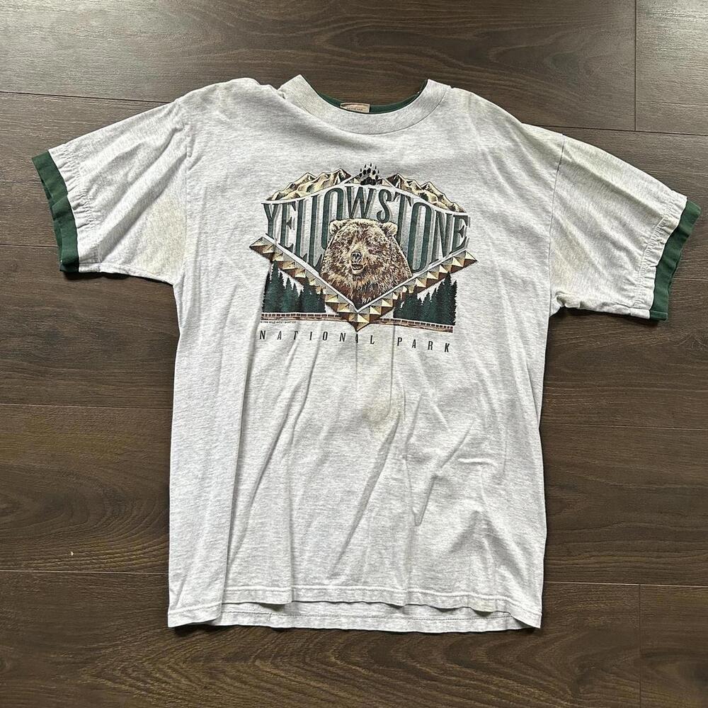 American Vintage Men's Grey and Multi Tshirt